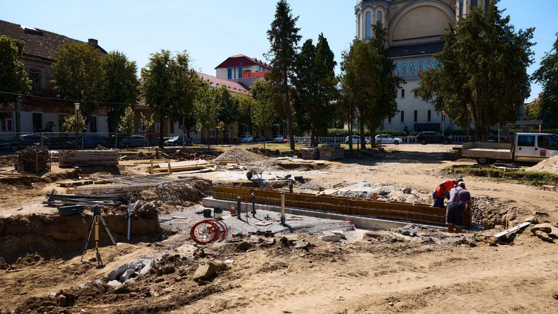 Ütemterv szerint halad a Vasile Lucaciu park korszerűsítése