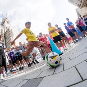 „Alege un sport!” revine – copiii și tinerii pot descoperi sportul care li se potrivește!