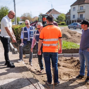 Continuăm lucrările de modernizare a trotuarelor și străzilor din municipiul Satu Mare