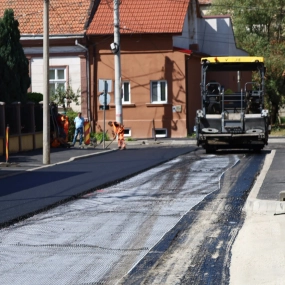 Folytatjuk az út- és járdajavítási munkálatokat Szatmárnémetiben