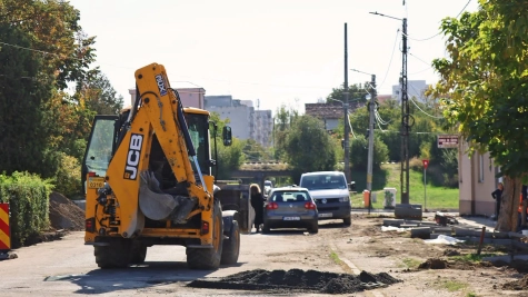 Continuăm lucrările de modernizare a trotuarelor și străzilor din municipiu