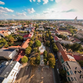Lucrările de reabilitare a Parcului Vasile Lucaciu avansează într-un ritm susținut