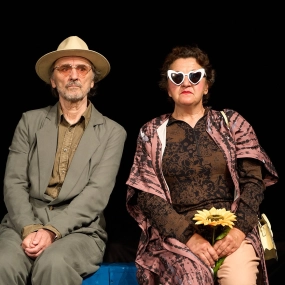 Invitație la teatru