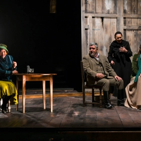 Invitație la teatru