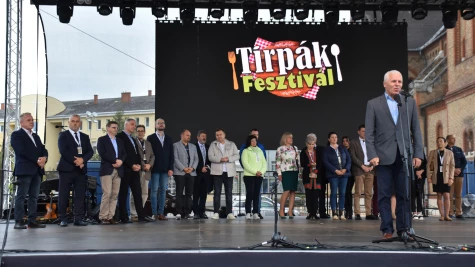 Különdíj a Tirpák Fesztiválon