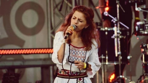 Un weekend de folclor și hip-hop cu Mădălina Pavăl