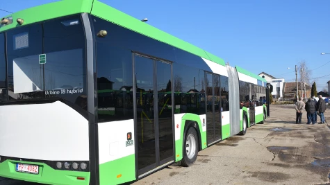 Újabb két csuklós szerkezetű, XXI. századi előírásoknak megfelelő autóbusz érkezett Szatmánémetibe