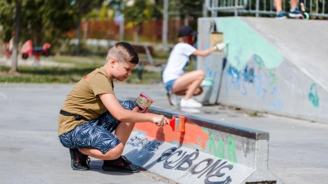 Orașul nostru devine din ce în ce mai colorat: RestArt [urban paint] festival